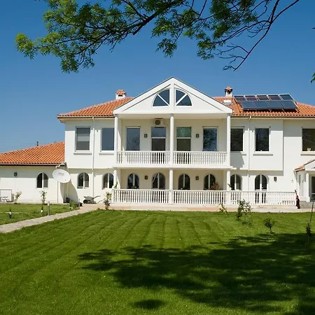 Villa Old School